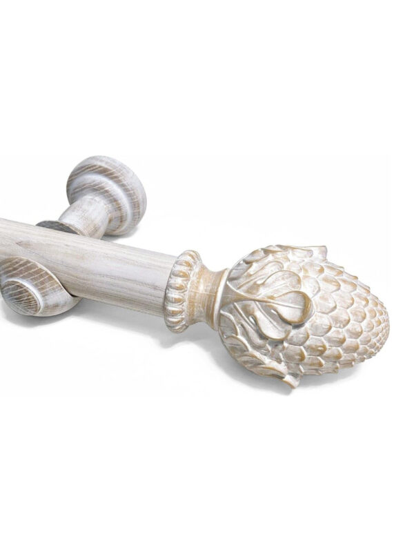 Antique white 33mm wooden curtain pole with decorative artichoke finials and matching curtain rings